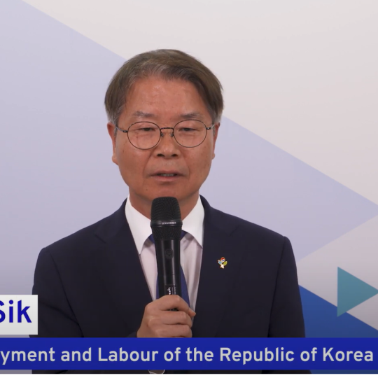 A message from Minister Lee Jung Sik
