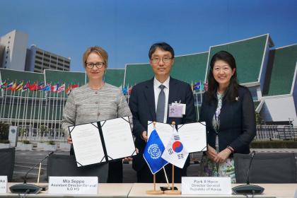 Signing ceremony