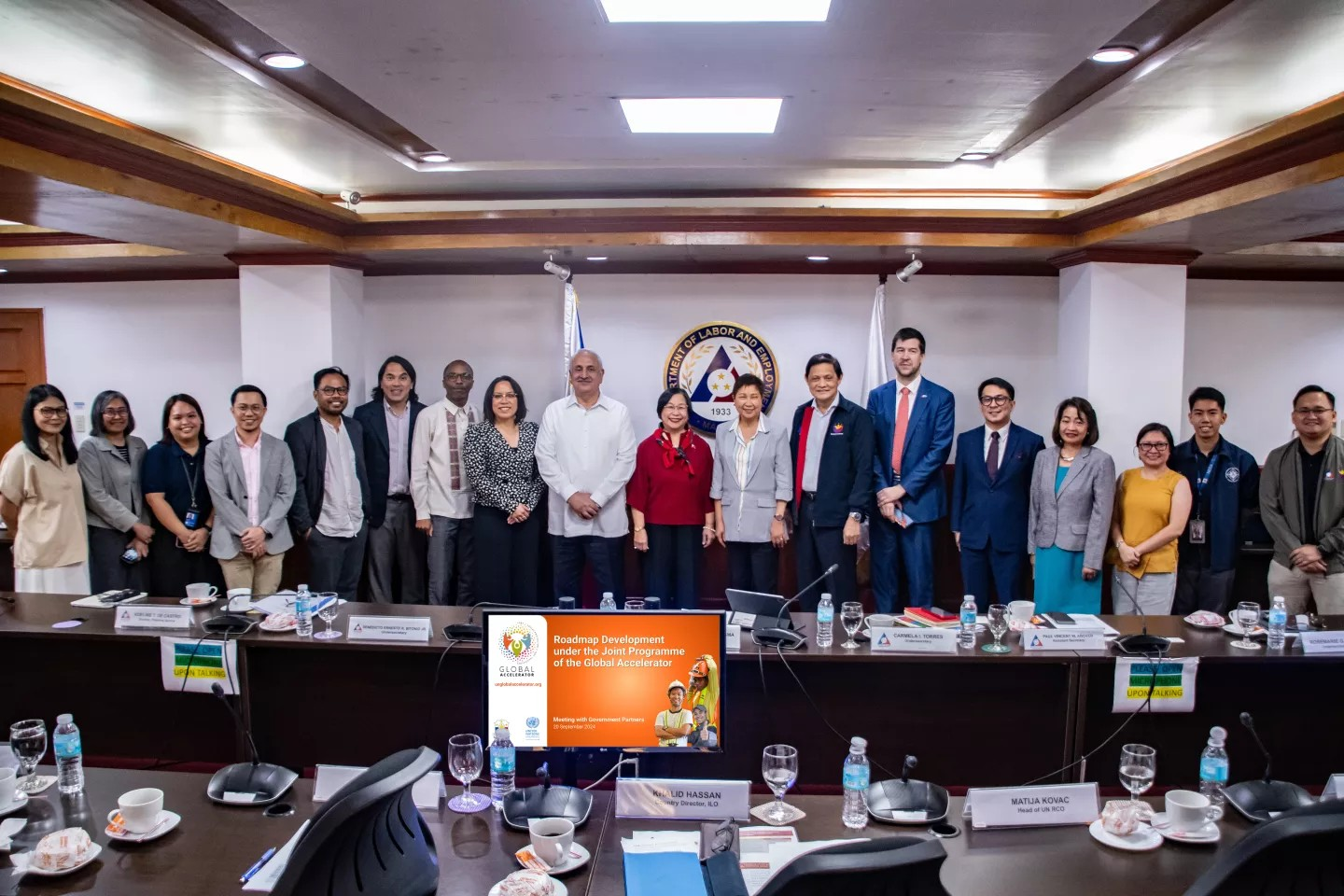 Government and UN agencies in the Philippines convene and collaborate to develop the Global Accelerator roadmap.