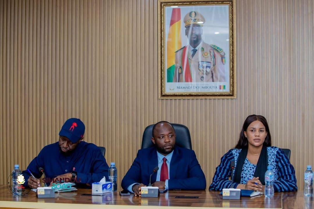 Minister presiding over a meeting